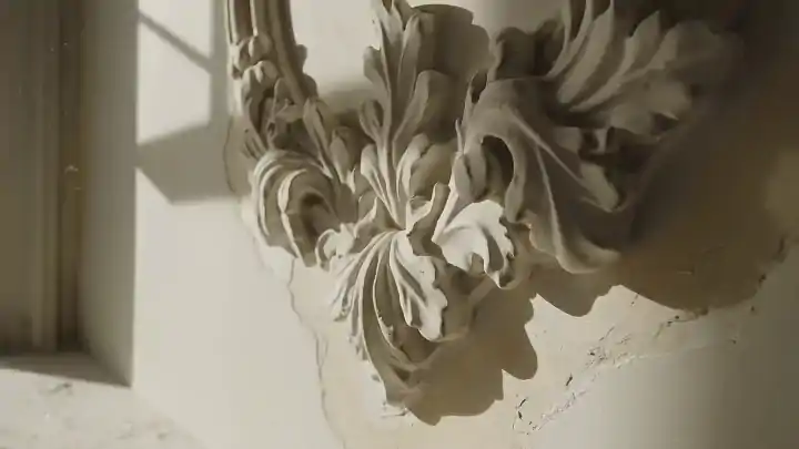 Standbild aus dem Video „Sanierung“